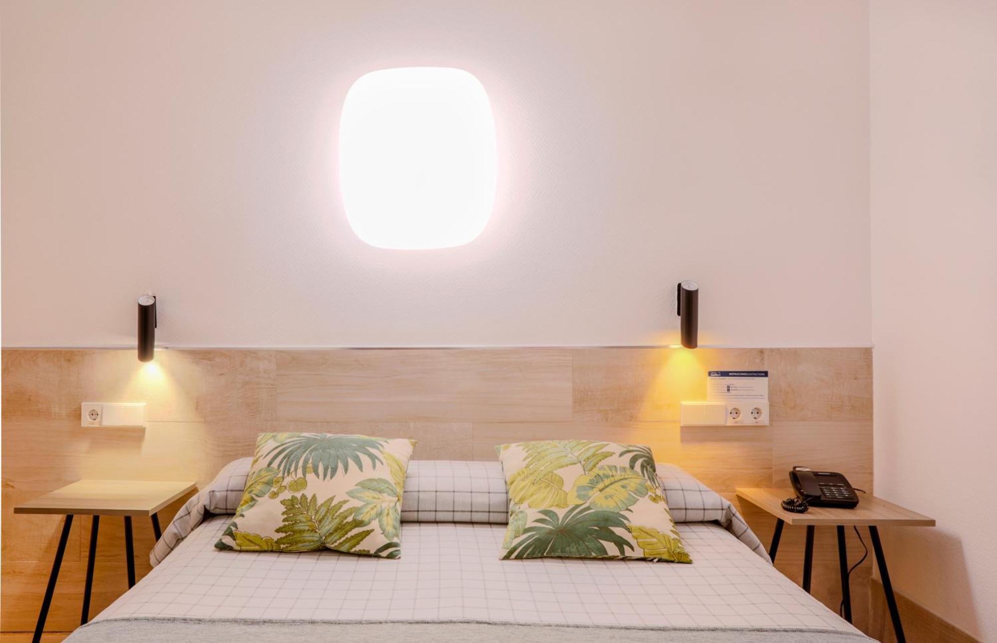 Castilla Ii Puerta Del Sol Guest house 2*