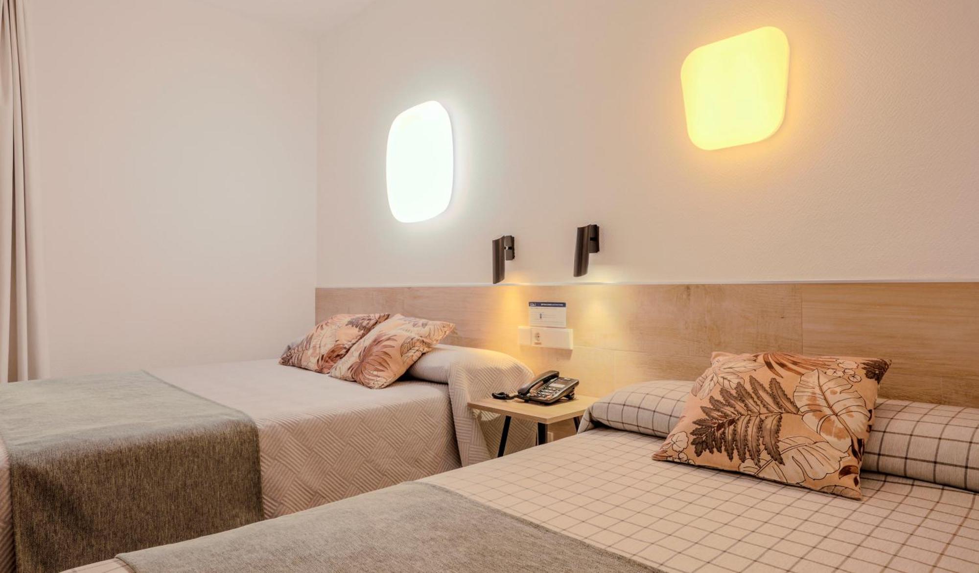 Castilla Ii Puerta Del Sol Guest house