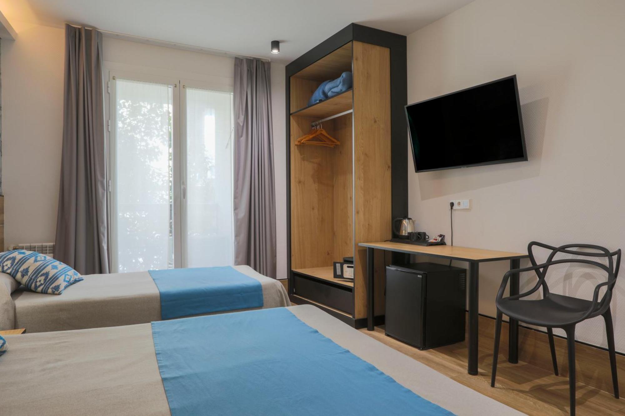 Castilla Ii Puerta Del Sol Guest house 2*