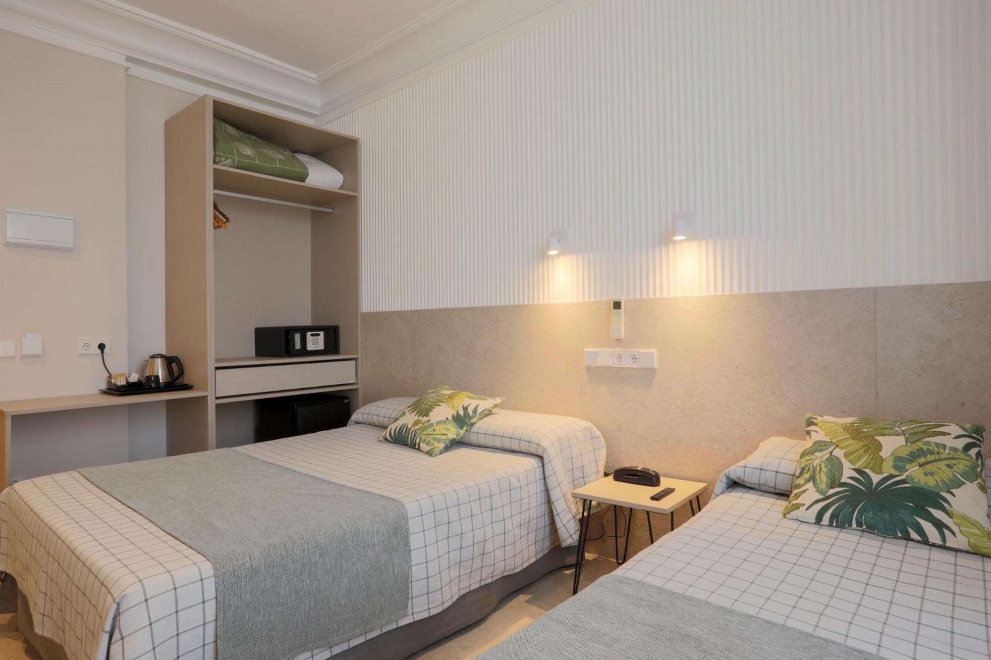Guest house Castilla Ii Puerta Del Sol 2*